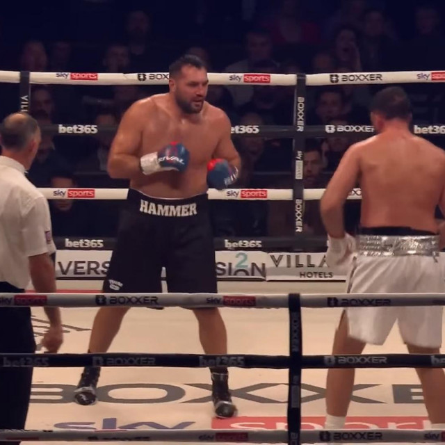 Christian Hammer vs. Hughie Fury