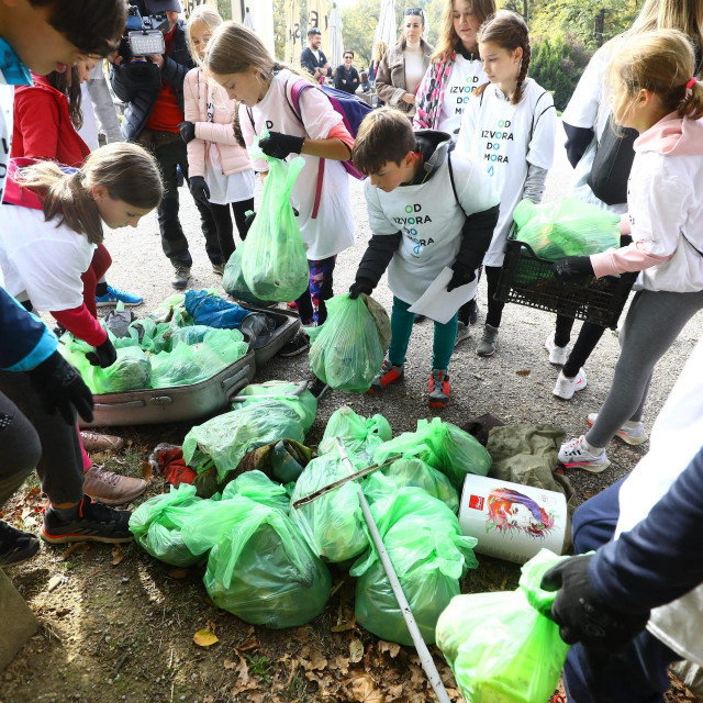 Djeca sudjeluju u akciji
