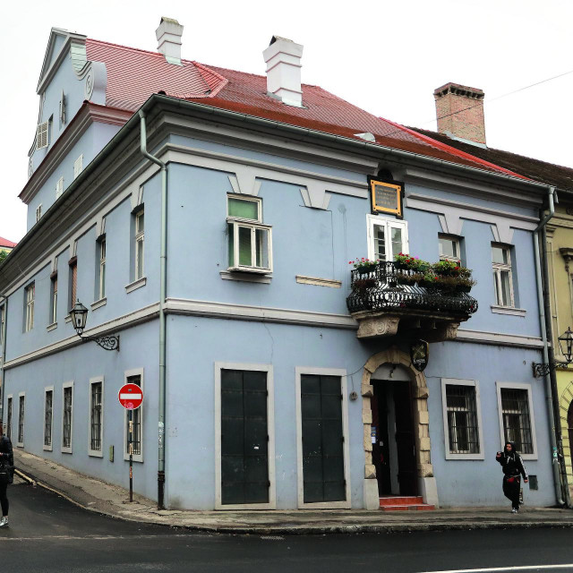 Kuća bana Jelačića u Petrovaradinu