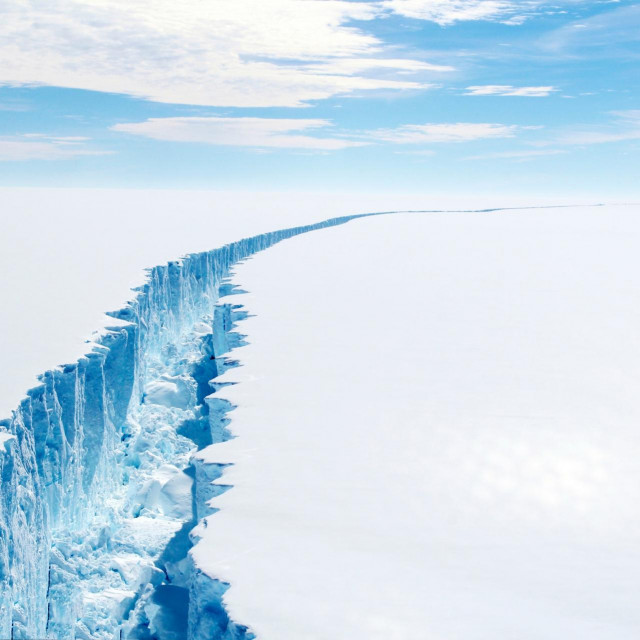Odlomljena ledena polica Larsen C