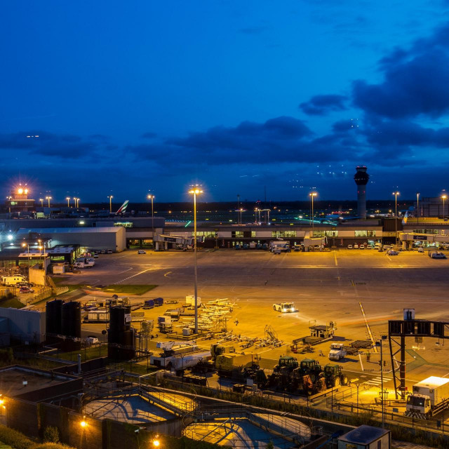 Ilustracija, Zračna luka Manchester