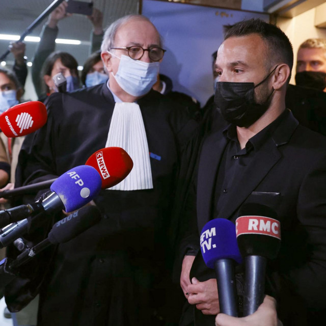 Mathieu Valbuena (desno) sa svojim odvjetnikom Paulom Albertom Iweinsom (sredina)