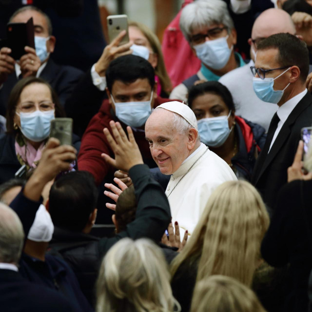 Vatikan se nada da će nova inačica aplikacije doprijeti do još više vjernika