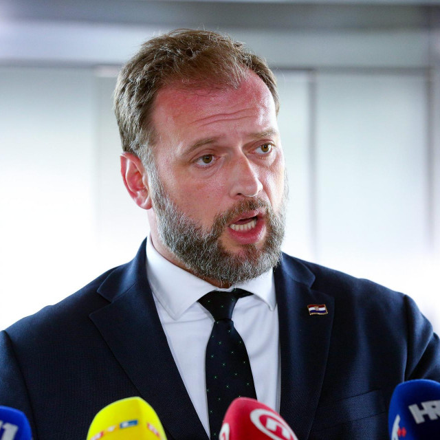 Ministar obrane Mario Banožić
