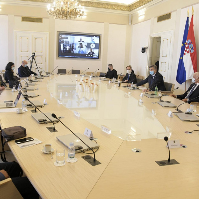 Sastanak Znanstvenog savjeta (arhiva)