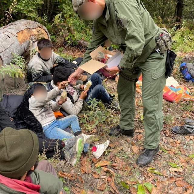 Migranti kod Topuskog