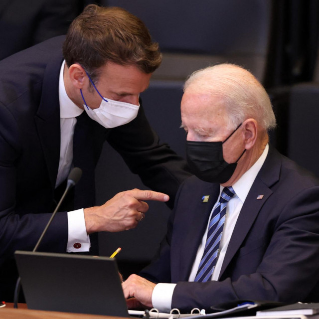Emmanuel Macron i Joe Biden