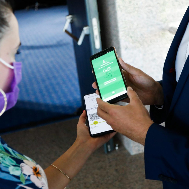 provjera Covid potvrda