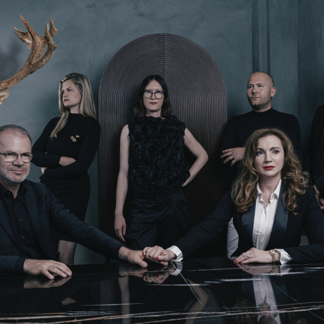 Vlasnici Ksenija i Ivić Pašalić, direktor prodaje Ivan Križanac, produkt-dizajnerica Maša Vukmanović i Jelena Lukač-Kirš te Jakov Šrajer