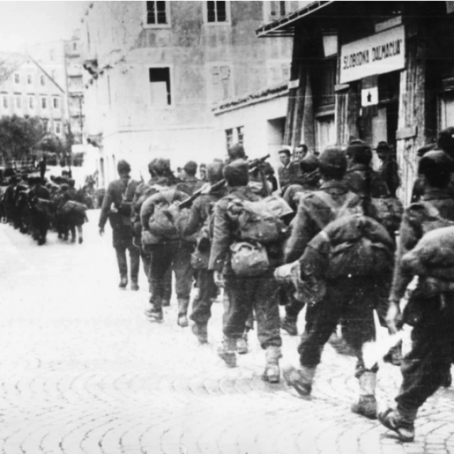 Ispred redakcije stare Slobodne Dalmacije