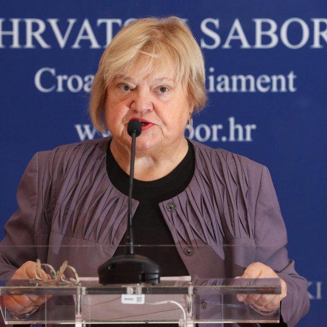 Anka Mrak Taritaš