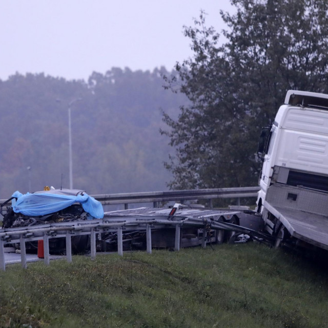 Nesreća u Okučanima