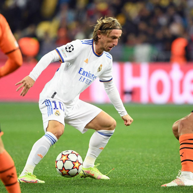 Luka Modrić na utakmici sa Šahtarom