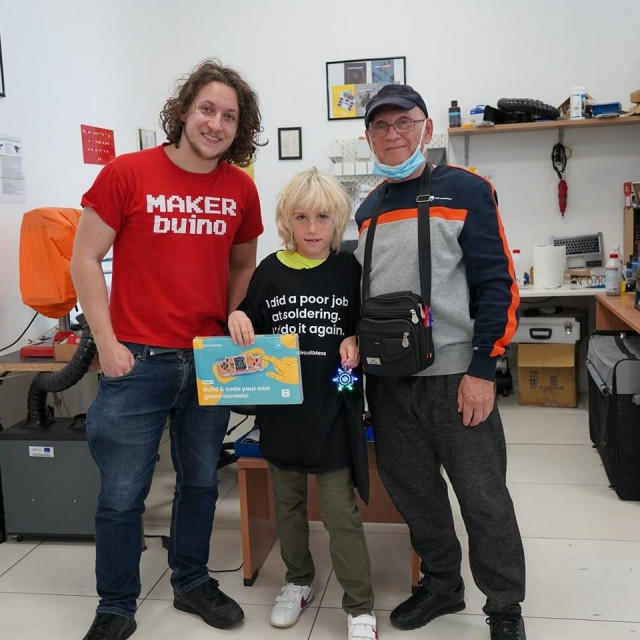 Branko Gajšak (lijevo) s obitelji Hill