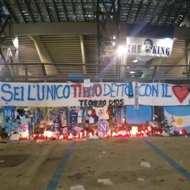 Napoli je još jednom odao počast velikom Maradoni