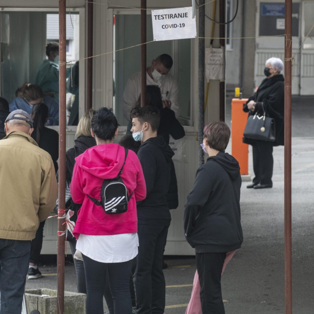 Testiranje ispred KBC-a Sestre milosrdnice
