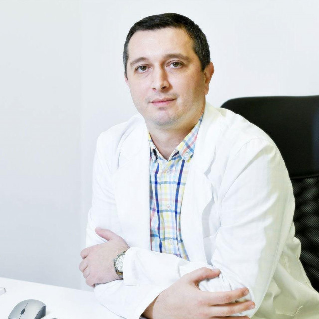 Dr. Igor Grubišić

