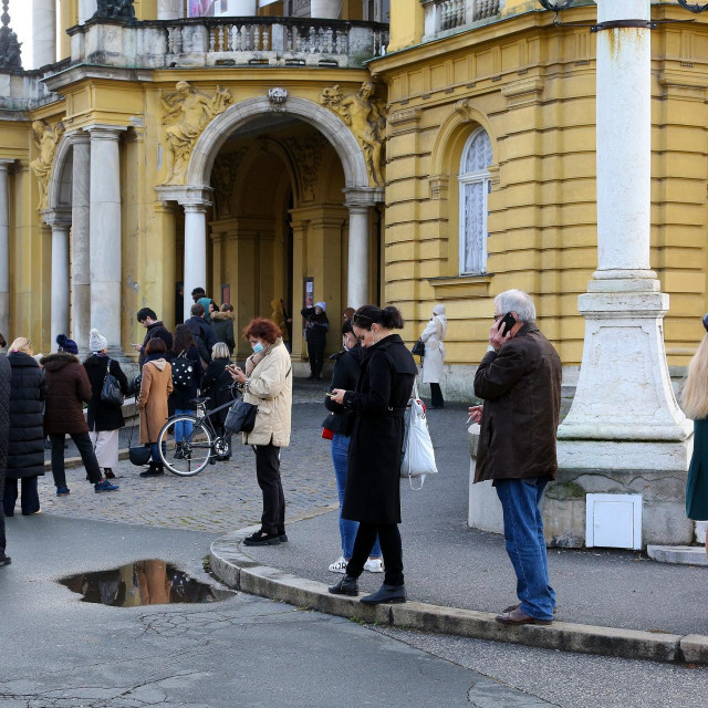 
Počela je prodaja ulaznica za baletnu bajku Orašar
 
