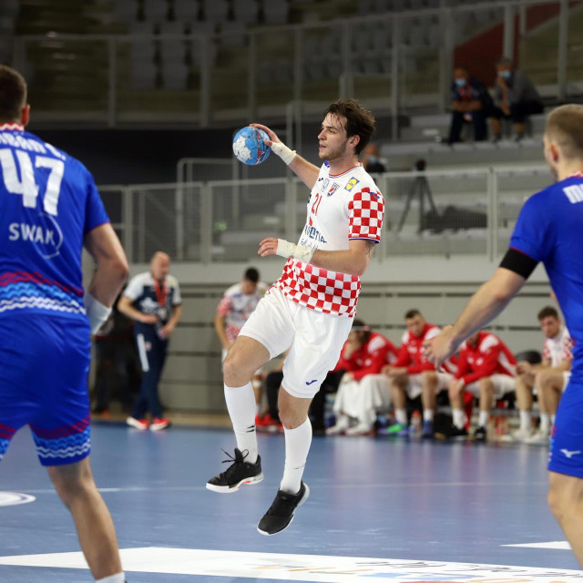 Veron Načinović slijedi stope oca Alvara.
