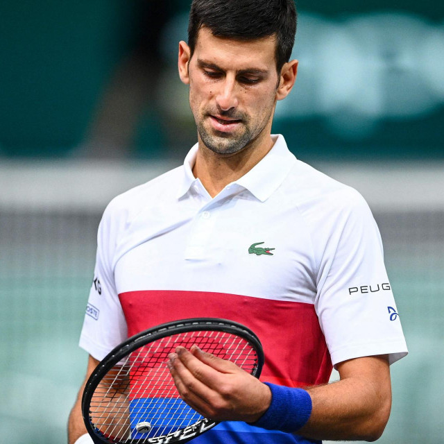 Novak Đoković plasirao se bez borbe u četvrtfinale Pariza
