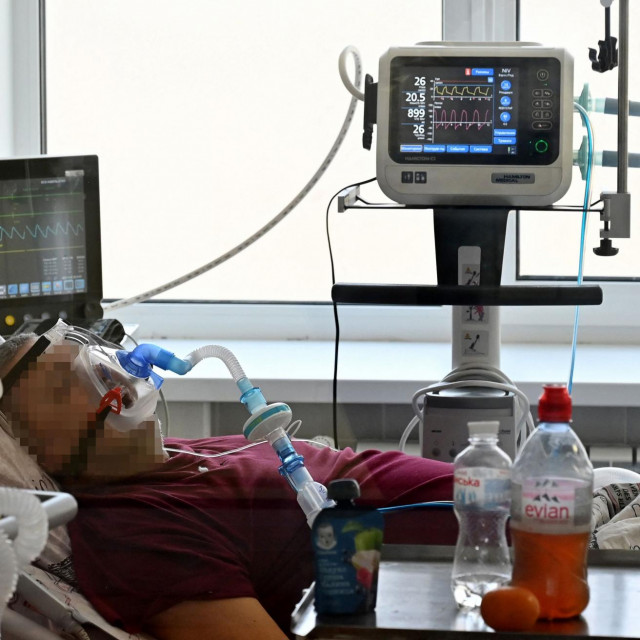 Pacijent na covid odjelu
