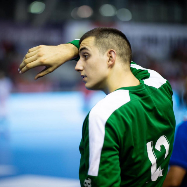 Matej Mandić
