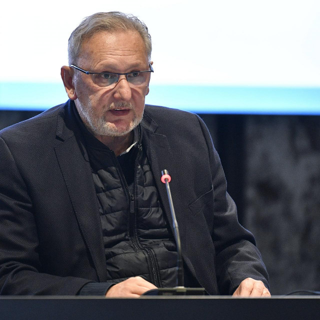 Davor Božinović
