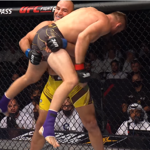 Glover Teixeira vs. Jan Blachowicz
