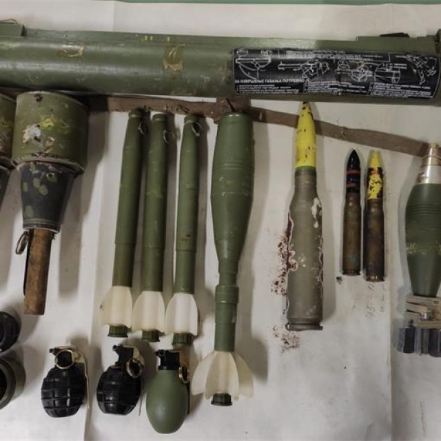 Policijska uprava splitsko-dalmatinska zaplijenila je oružje
