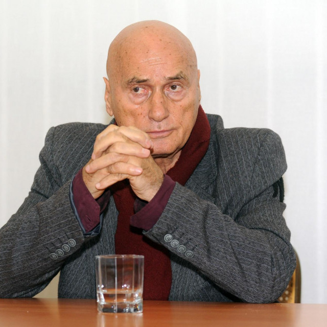 Zvonimir Hodak
