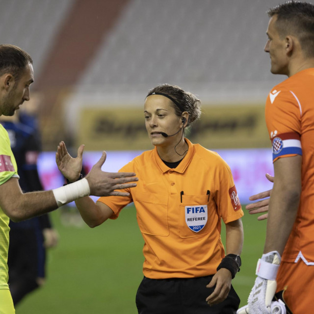 Sutkinja Ivana Martinčić s kapetanima