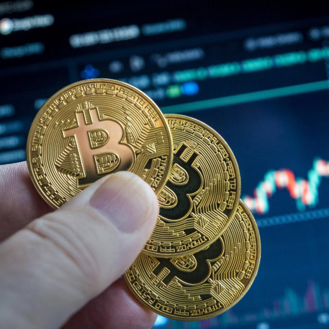 Bitcoin
