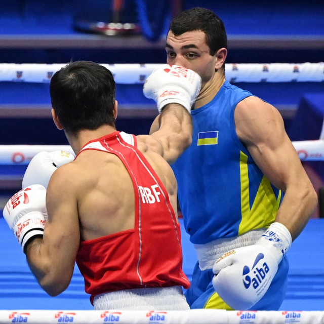 Vadim Musaev i Yurii Zakharieiev odmjerili su snage u lakoj srednjoj kategoriji u Beogradu
