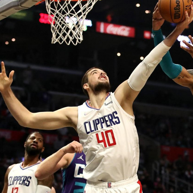 Ivica Zubac je protiv Charlotte upisao double-double
