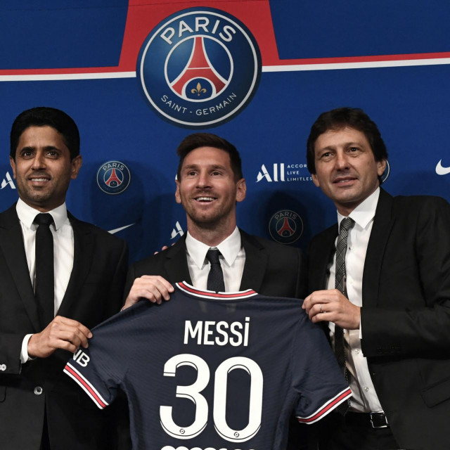 Messi i Leonardo (desno) prilikom dolaska Argentinca u PSG
