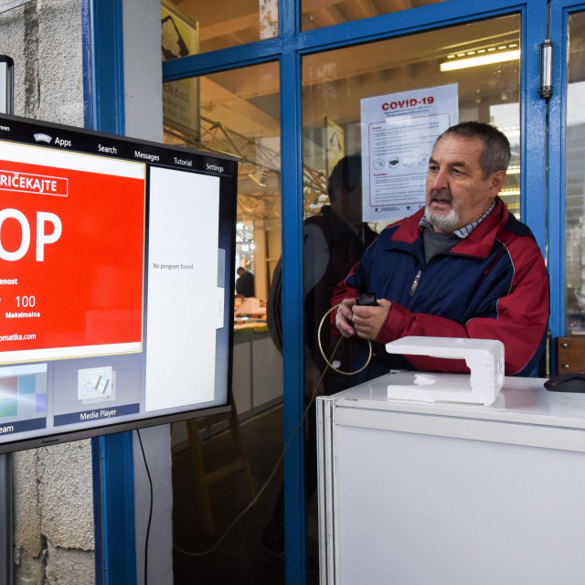 Na ulazima u paviljone bit će postavljeni ekrani koji će služiti kao semafori za ulazak u njih
