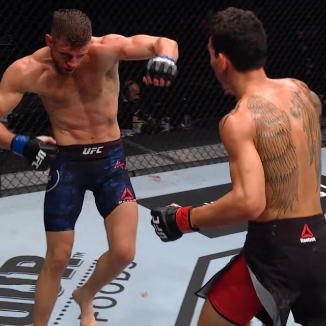 Kattar vs. Holloway
