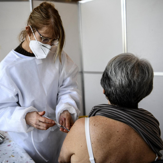 Cijepljenje, Ilustrativna fotografija
