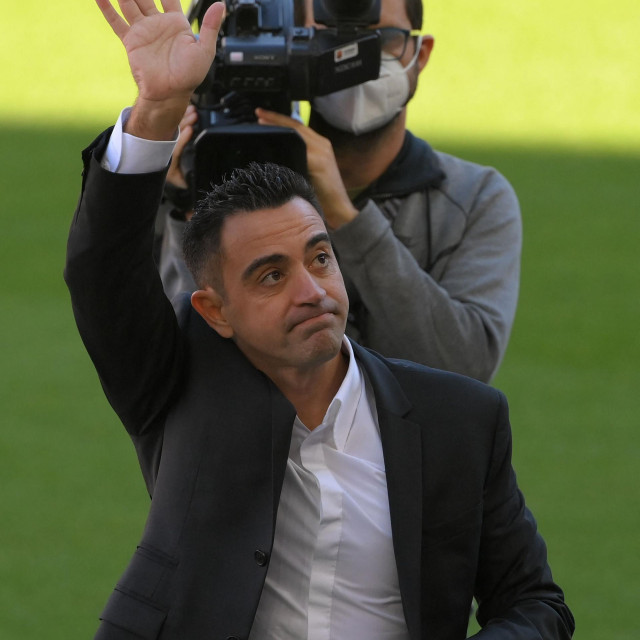Xavi Hernandez je odmah krenuo s promjenama u Barci
