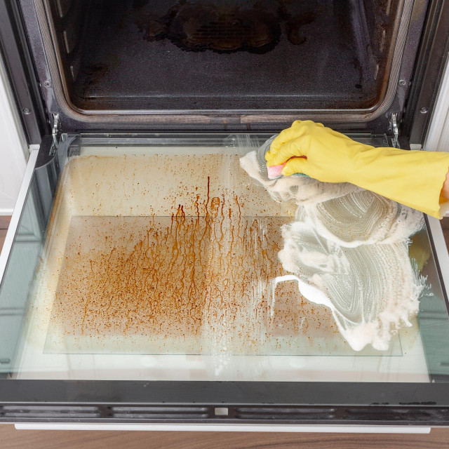 Znate li ikoga tko voli čistiti pećnicu ili hladnjak?
