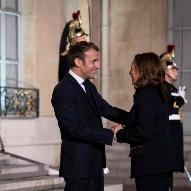 Emmanuel Macron i Kamala Harris

