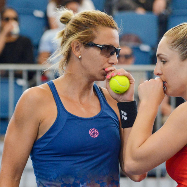 Gabriela Dabrowski i Darija Jurak (lijevo) 
