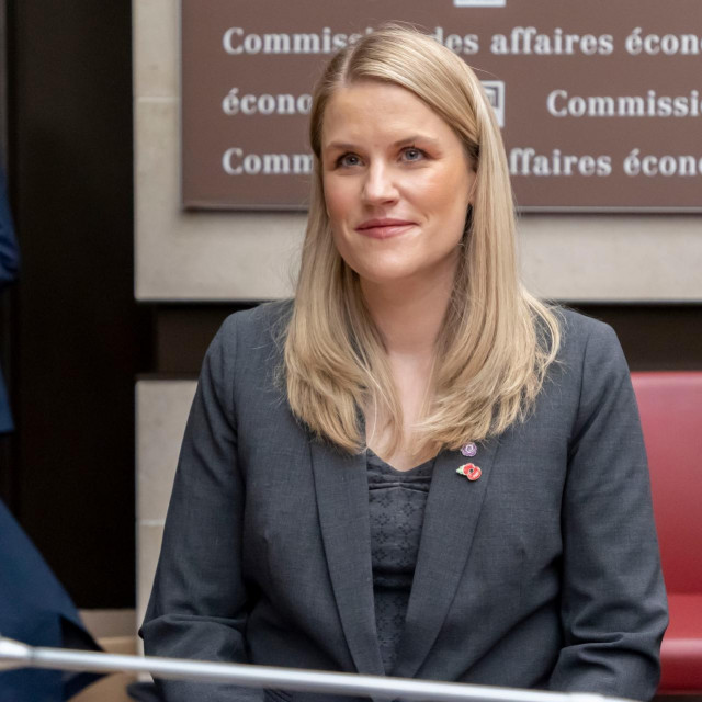 Frances Haugen na saslušanju u Francuskoj
