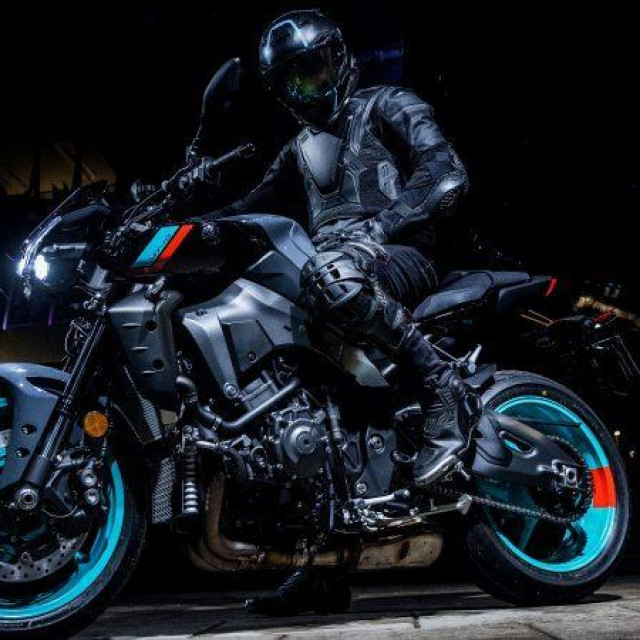Yamaha MT-10
