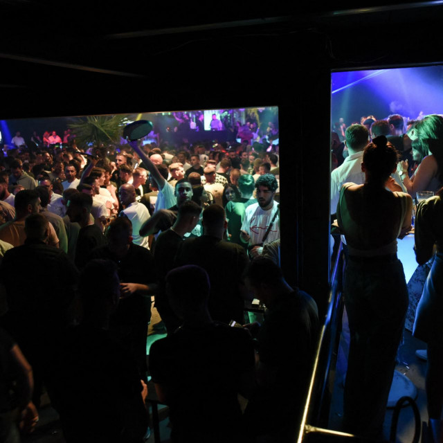 Noćni klub u Prištini
