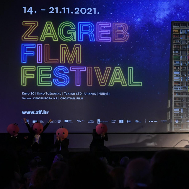 Otvaranje 19. Zagreb Film Festivala najveceg medjunarodnog filmskog festivala u Hrvatskoj. Festival ce trajati od 14.11. do 21.11.2021.
Na fotografiji: dvorana SC-a.
 
