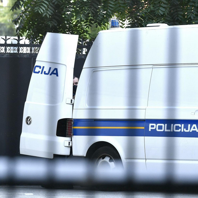 Ilustracija, privođenje
