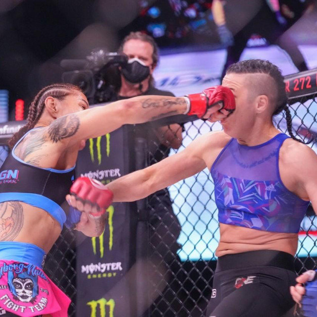 Cris Cyborg vs. Sinead Kavanagh
