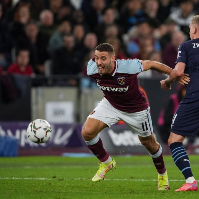 Nikola Vlašić (lijevo)
