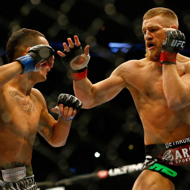 Conor McGregor vs. Max Holloway (kolovoz 2013. godine)
